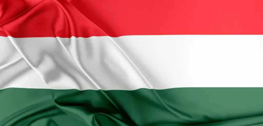 Qué Idioma Hablan en Hungría